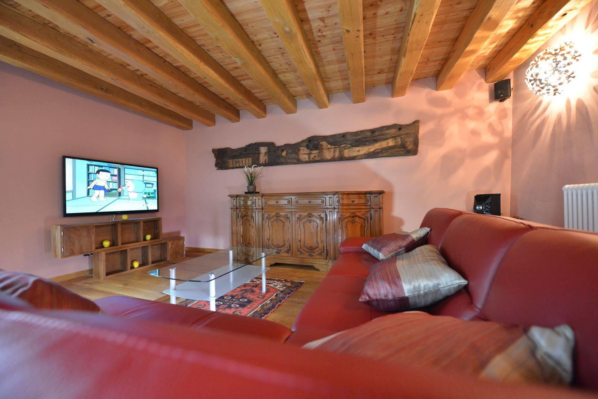Au Berceau Du Bien-Etre Villa Chambave Екстериор снимка